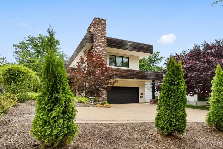 3174 Portsmouth Avenue, Cincinnati, OH 45208 - #2