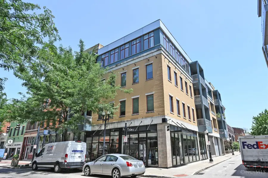 1326 Vine Street #B, Cincinnati, OH 45202 - #2
