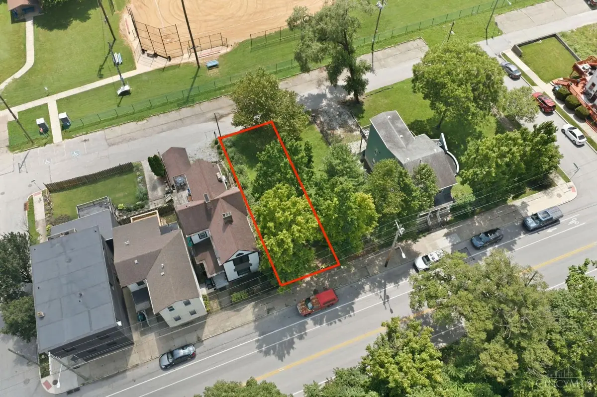 3039 Riverside Drive, Cincinnati, OH 45226 - #1