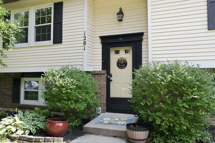 1281 Laura Lane, Mason, OH 45040 - #2