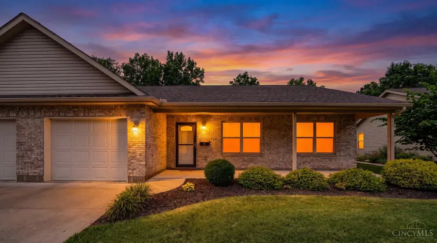 92 Locust Drive, Springboro, OH 45066 - #2