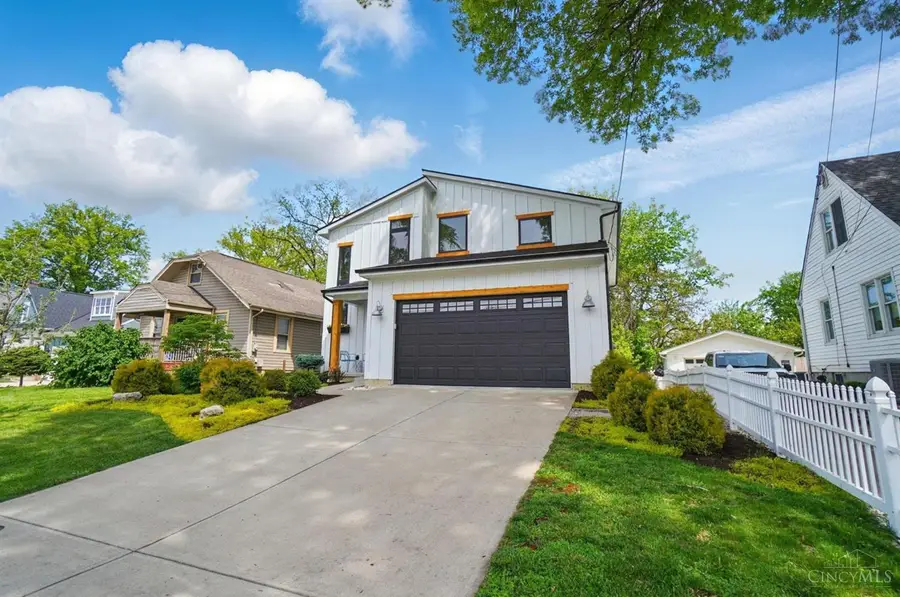 4846 Myrtle Avenue, Blue Ash, OH 45242 - #3