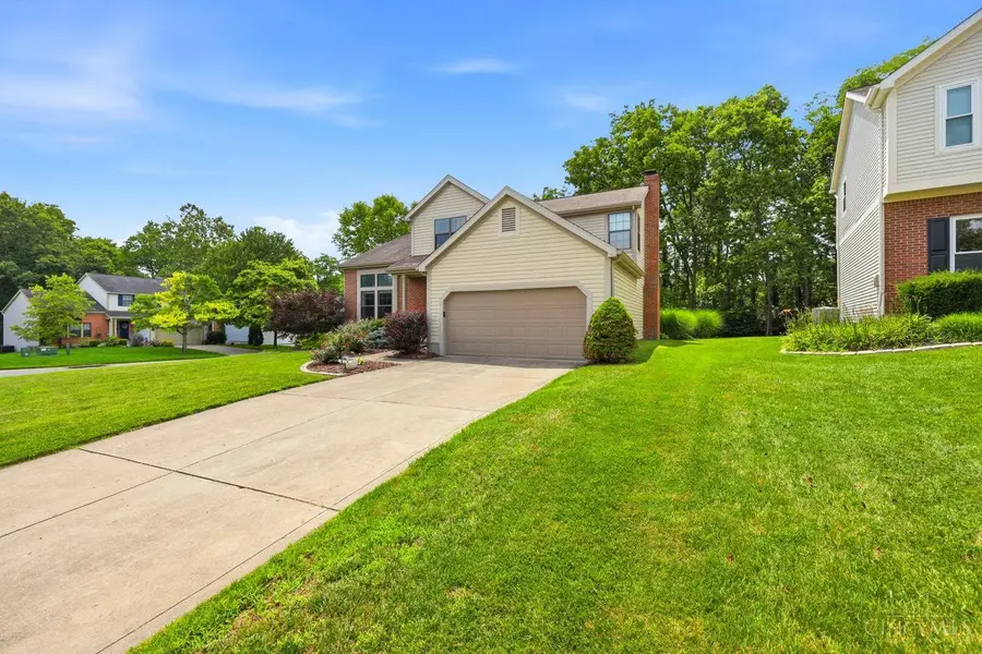 7857 Glen Oaks Court, West Chester, OH 45069 - #3