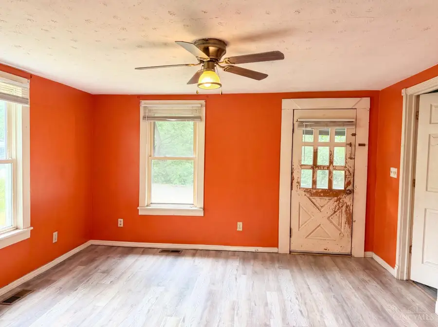 219 W Glen Avenue, Batavia, OH 45103 - #3