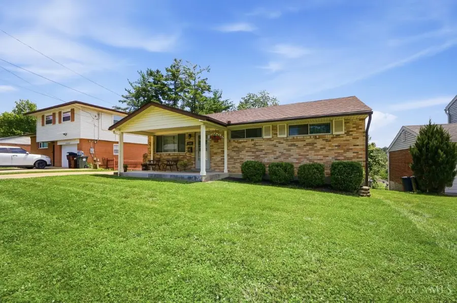 2588 Petworth Court, Reading, OH 45236 - #3