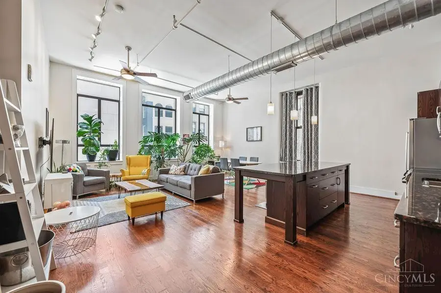 417 Vine Street #302, Cincinnati, OH 45202 - #2