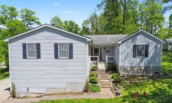 1504 Tyrolean Way, Lawrenceburg, IN 47025