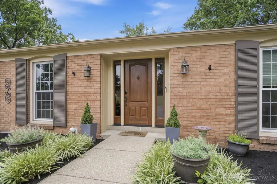 215 Compton Road, Wyoming, OH 45215 - #2