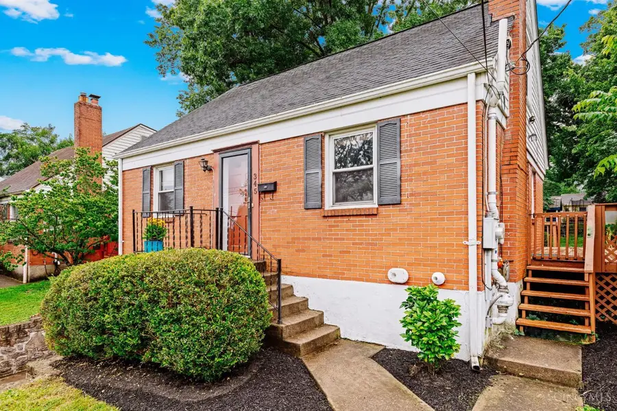 345 Durrell Avenue, Wyoming, OH 45215 - #2