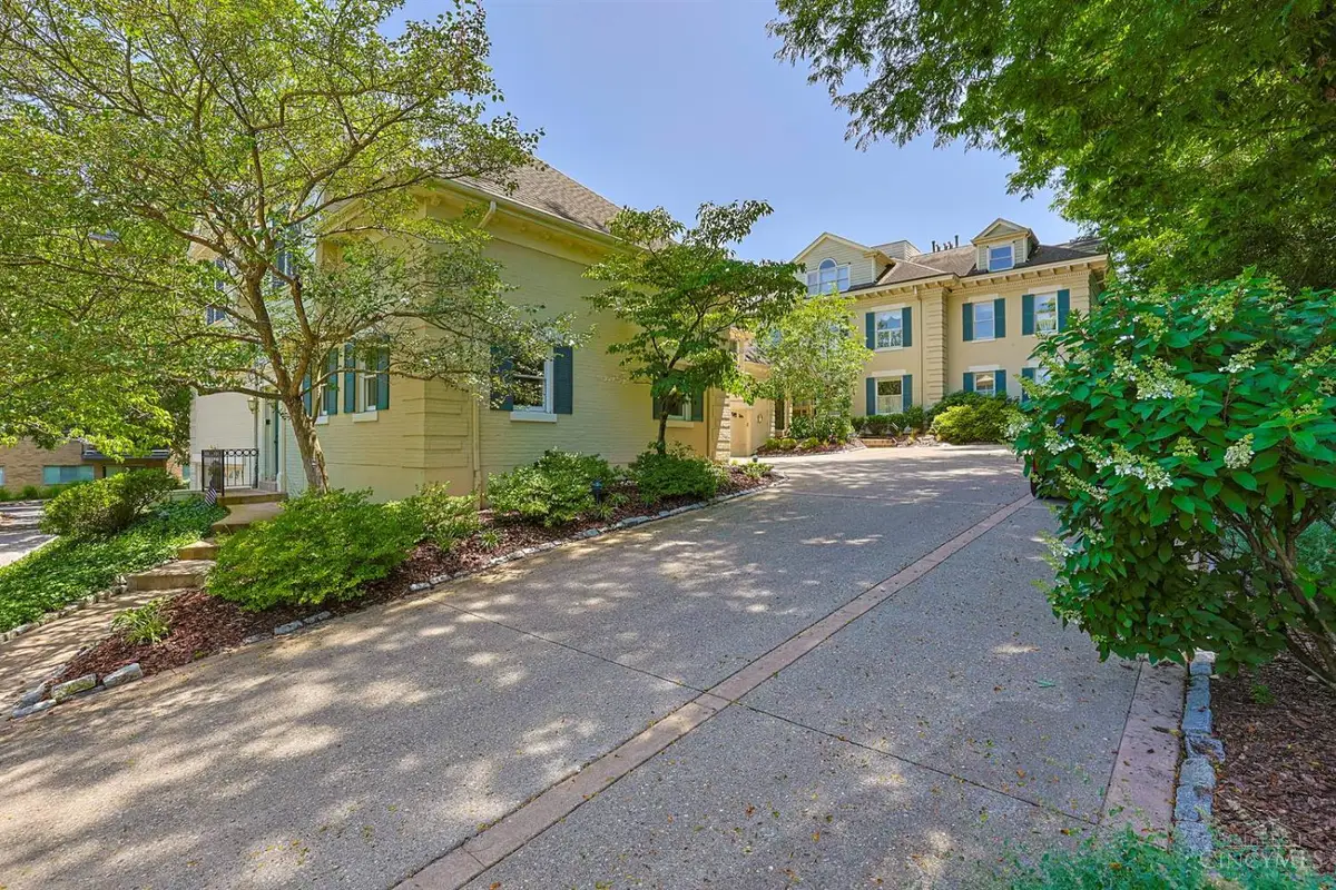 1603 E Mcmillan Street #D, Cincinnati, OH 45206 - #1