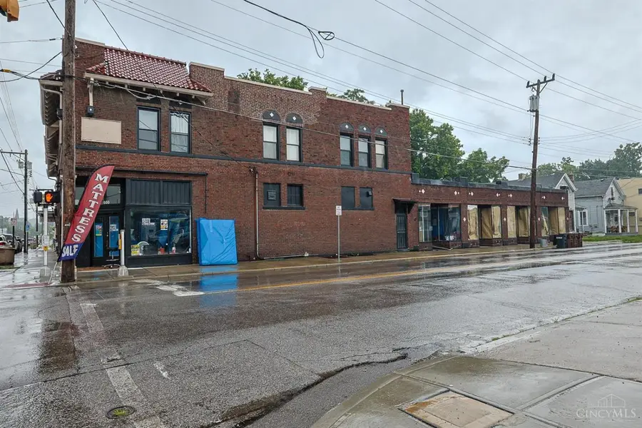 600 W Wyoming Avenue, Lockland, OH 45215 - #3