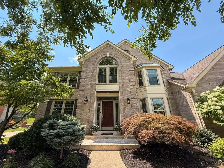 8101 Startinggate Lane, Sycamore, OH 45249 - #3