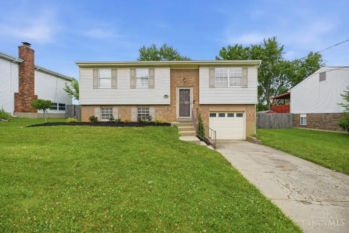 1576 Hazelgrove Drive, Cincinnati, OH 45240 - #1