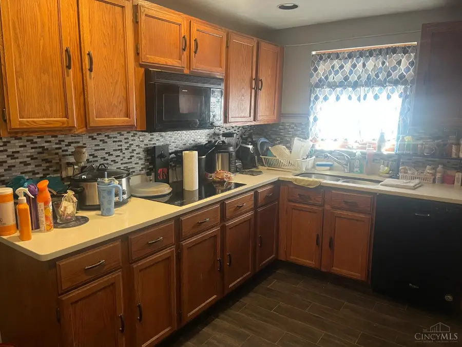 4013 Westwood Northern Boulevard, Monfort Heights, OH 45211 - #3