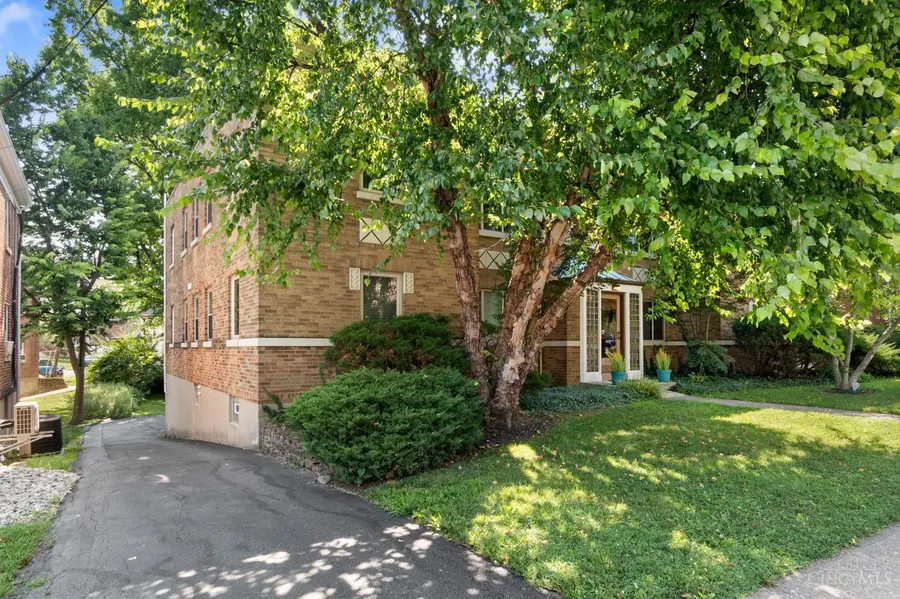 3420 Shaw Avenue #1, Cincinnati, OH 45208 - #2