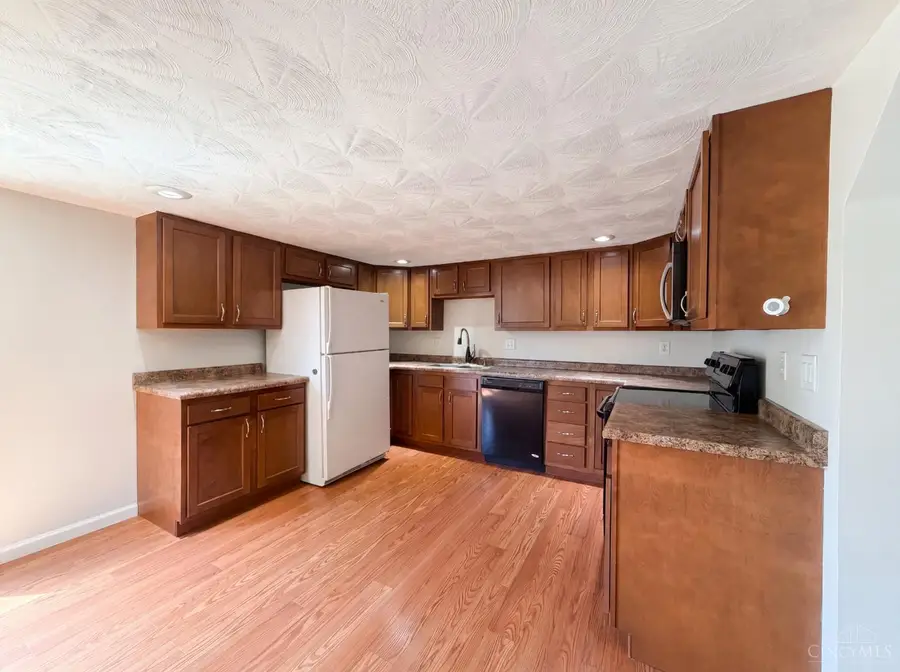 561 Nowlin Avenue, Greendale, IN 47025 - #2