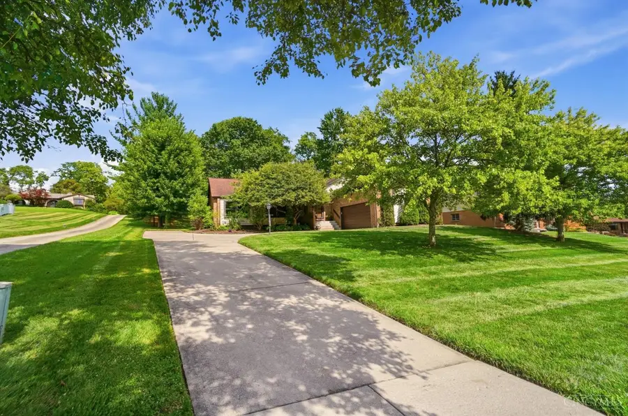 5160 Pebblevalley Drive, Colerain, OH 45252 - #2