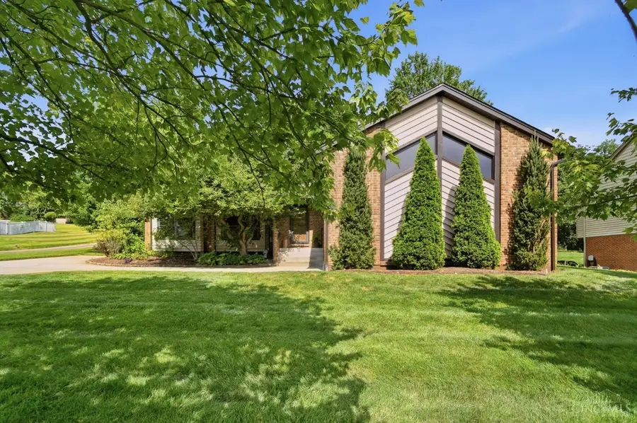5160 Pebblevalley Drive, Colerain, OH 45252 - #3