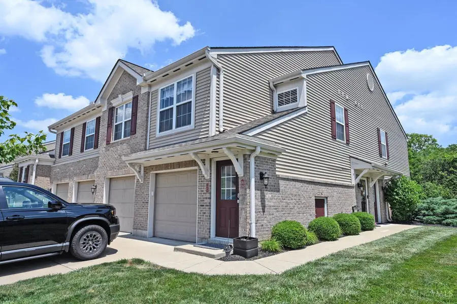 1064 Heritage Green Drive, Monroe, OH 45050 - #2