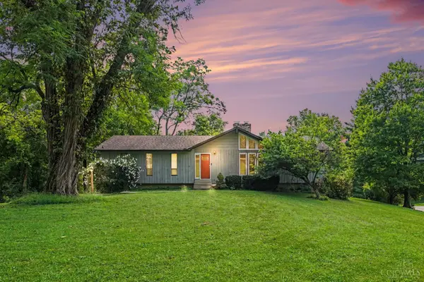 2420 Devils Backbone Road, Green Twp, OH 45233