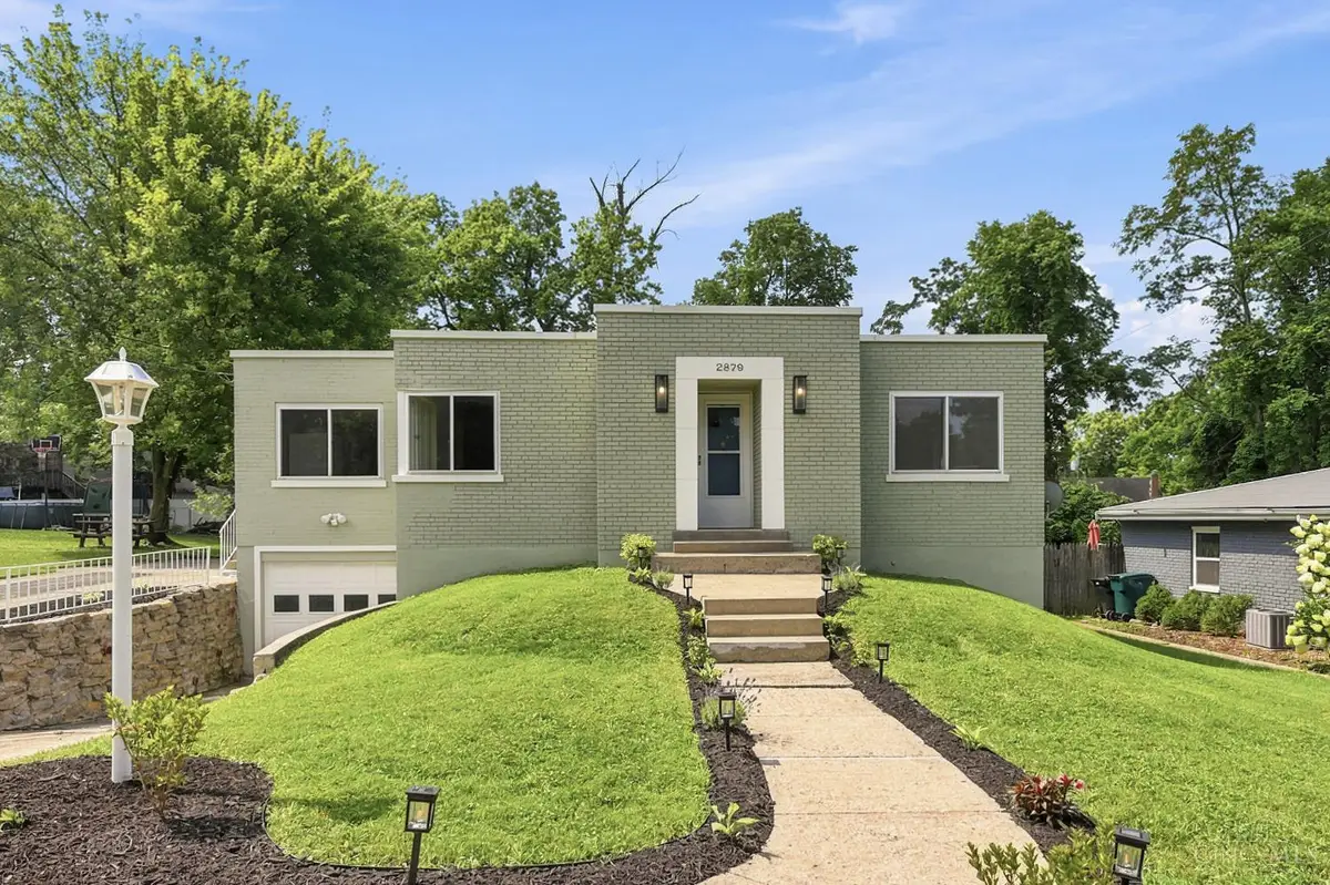 2879 St Catherine Place, Cincinnati, OH 45211 - #1