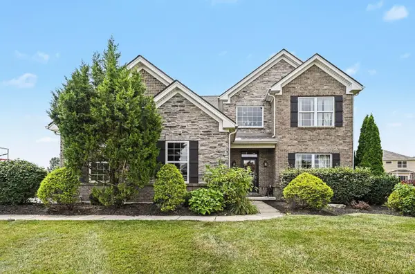 1350 Clydesdale, Centerville, OH 45458