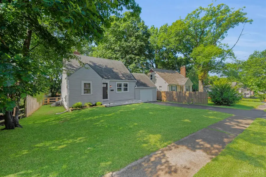 6923 Buckingham Place, Madison Place, OH 45227 - #3