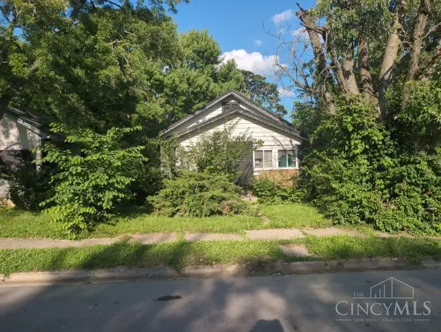 916 Leland Avenue, Dayton, OH 45402 - #1