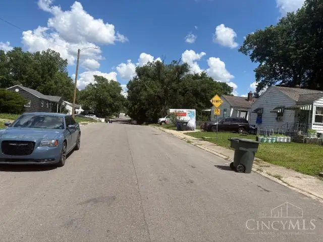 4533 Queens Avenue, Dayton, OH 45406 - #3
