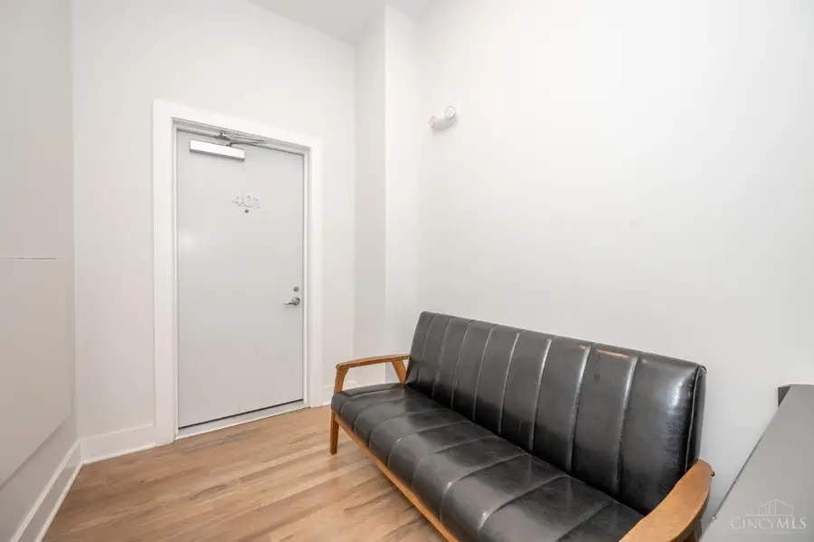 915 Vine Street #401, Cincinnati, OH 45202 - #3