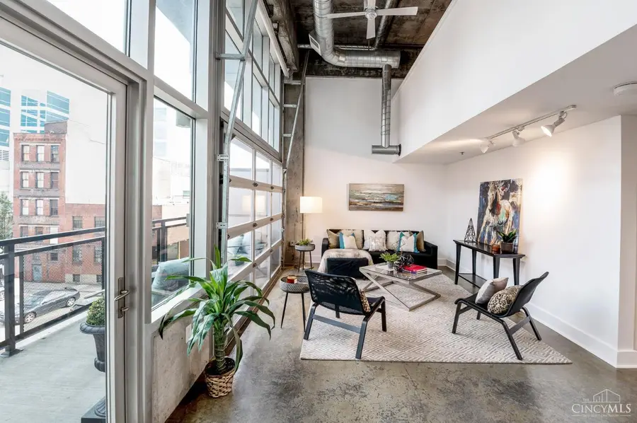 353 W Fourth Street #310, Cincinnati, OH 45202 - #2