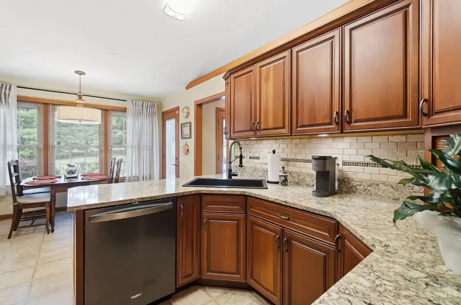 7221 W Hartford Court, West Chester, OH 45069 - #3