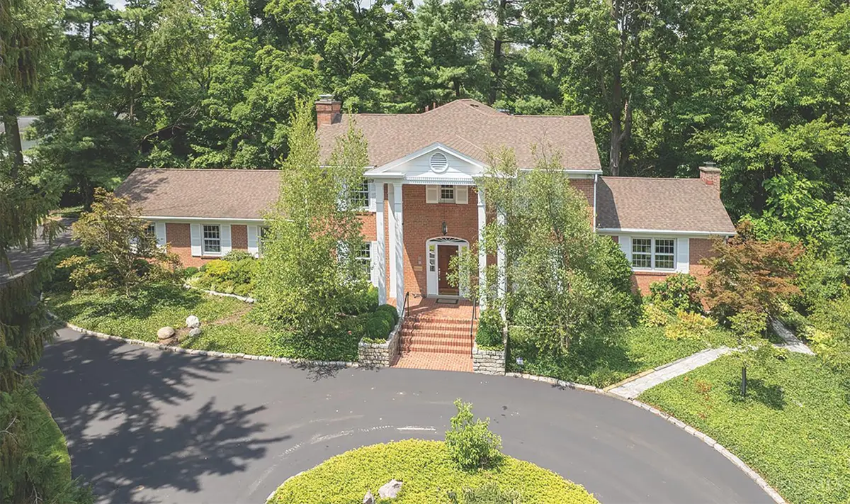 220 Linden Drive, Wyoming, OH 45215 - #1