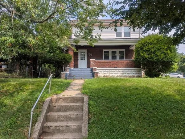 6662 Iris Avenue, Cincinnati, OH 45213