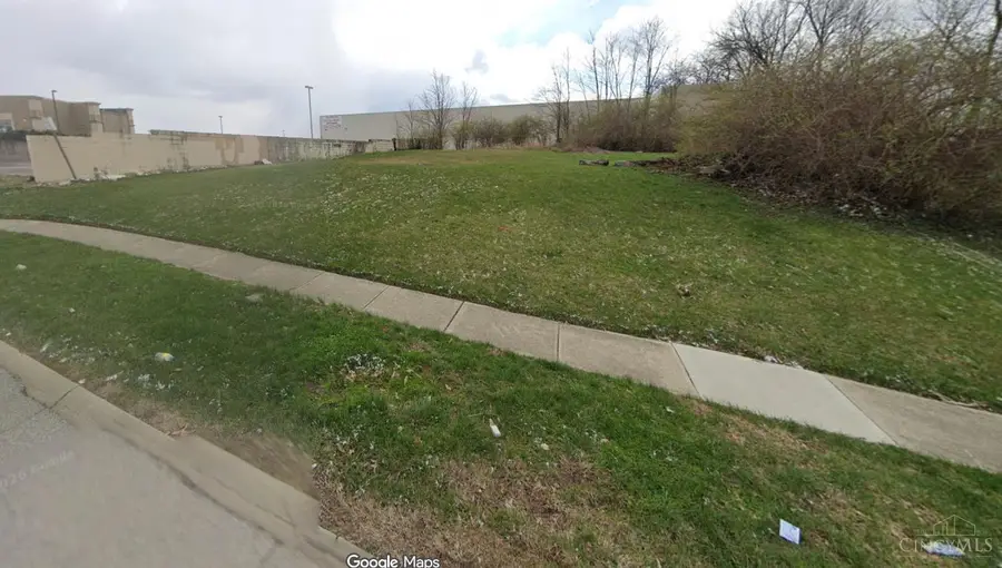 3235 Brater Avenue, Cincinnati, OH 45211 - #2