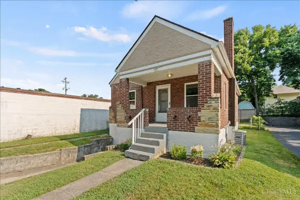 10 Hartwell Court, Cincinnati, OH 45216