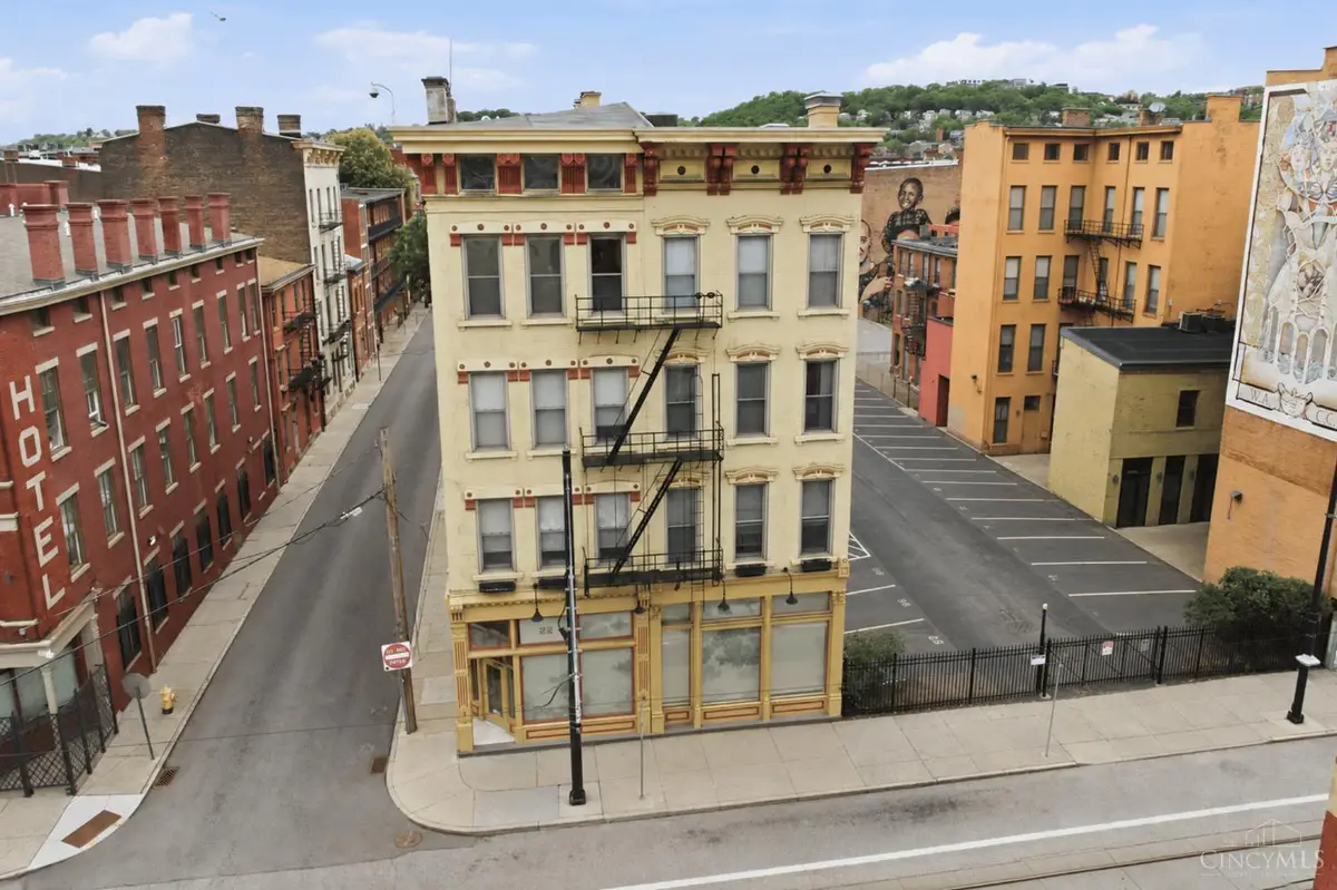 20 W Twelfth Street #403A, Cincinnati, OH 45202 - #1