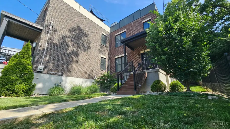 1722 Wm H Taft Road, Cincinnati, OH 45206 - #3