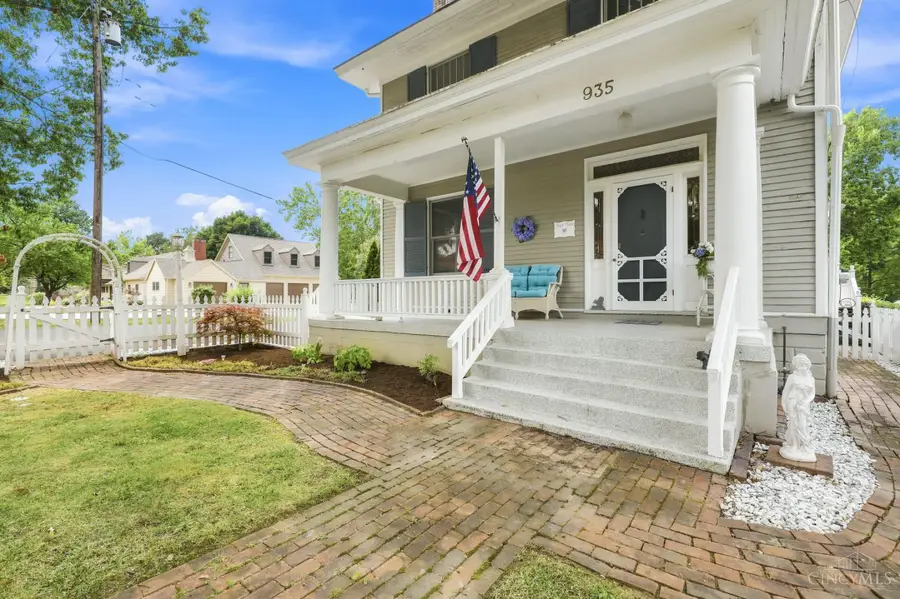 935 Congress Avenue, Glendale, OH 45246 - #2