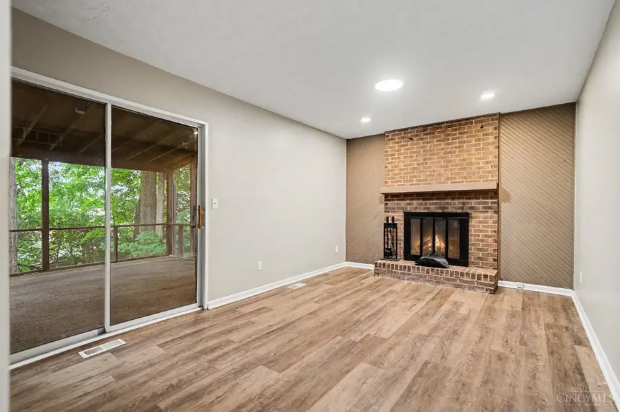 5160 Brasher Avenue, Blue Ash, OH 45242 - #3