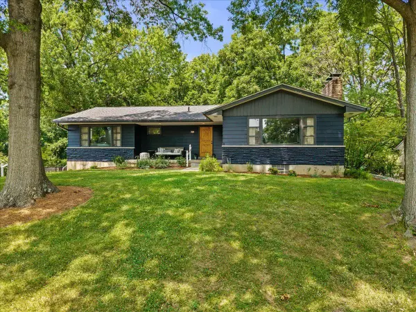 312 Ardon Lane, Wyoming, OH 45215