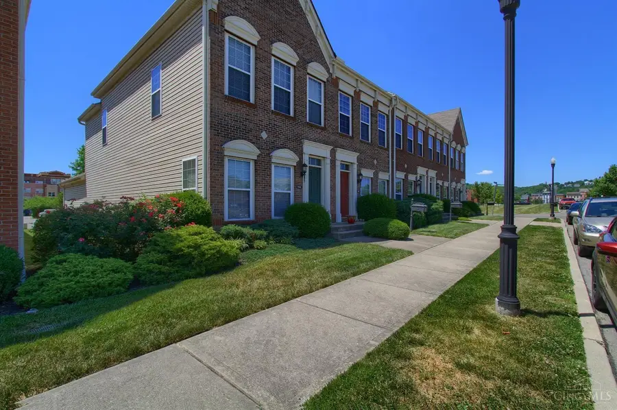 1443 Laurel Park Drive, Cincinnati, OH 45214 - #2