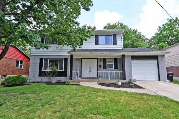 6586 S Oak Knoll Drive, Cincinnati, OH 45224