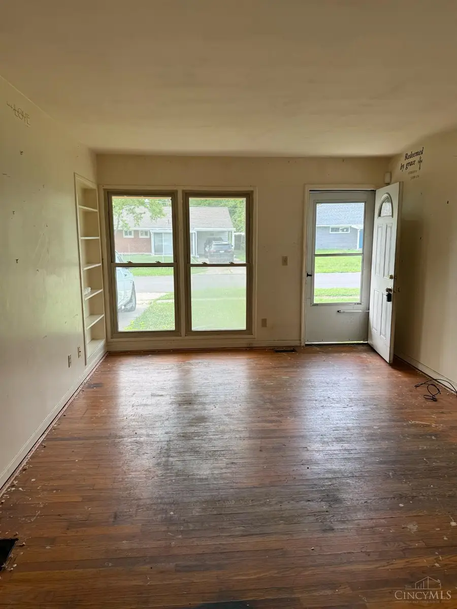 1320 Madeleine Circle, Finneytown, OH 45231 - #3