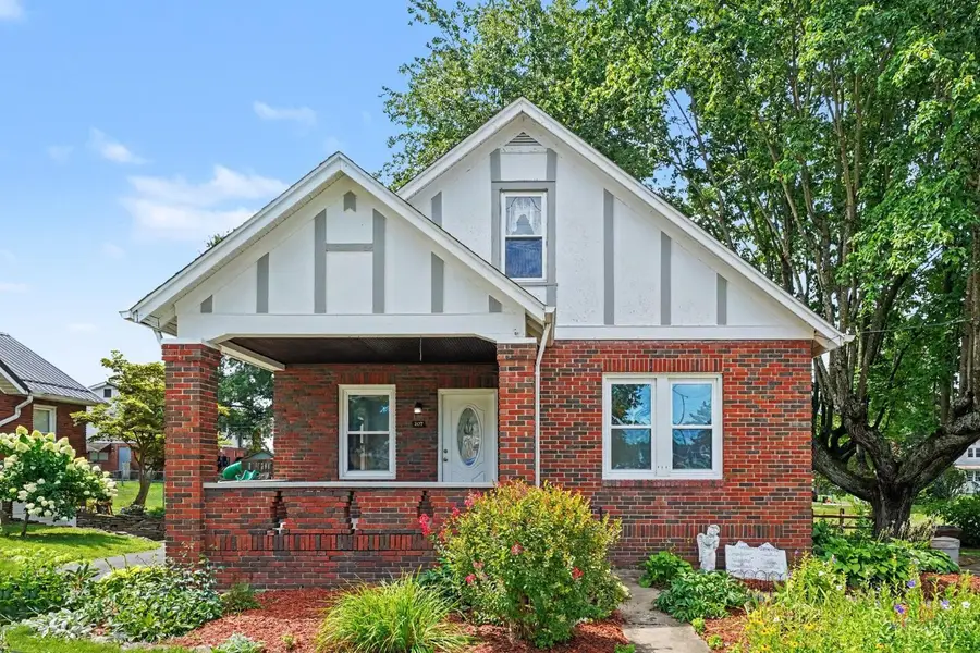 207 W Plum Street, Georgetown, OH 45121 - #2