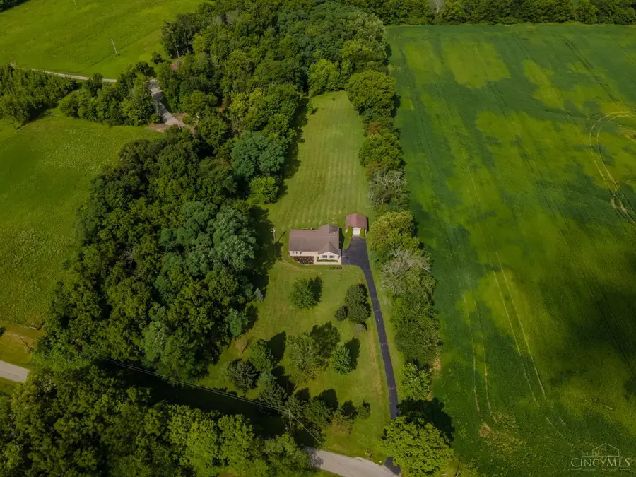 9989 Wolfe Road, New Vienna, OH 45159 - #2