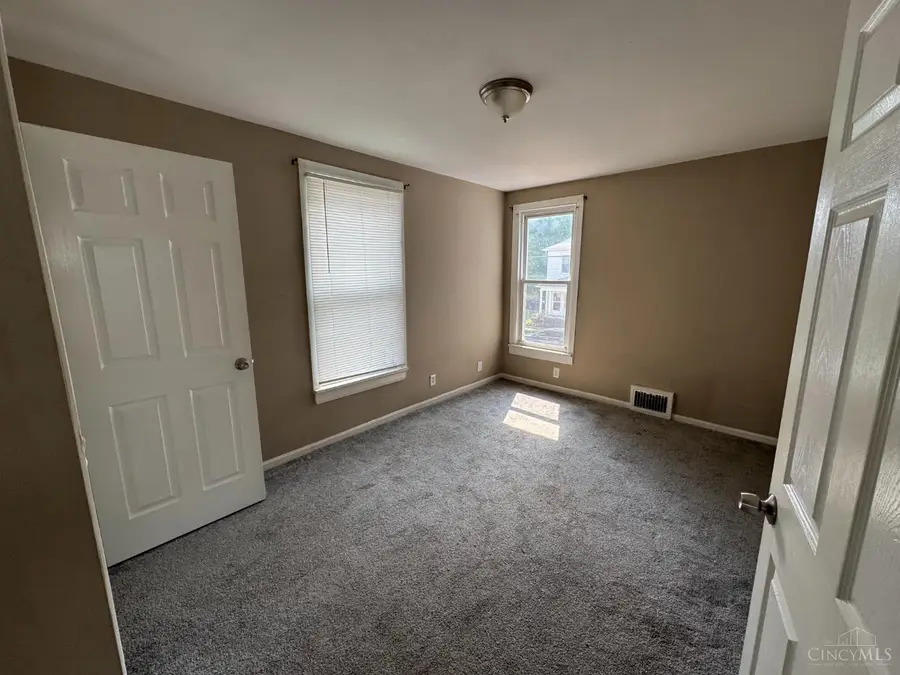 2404 Elmo Avenue, Hamilton, OH 45015 - #3