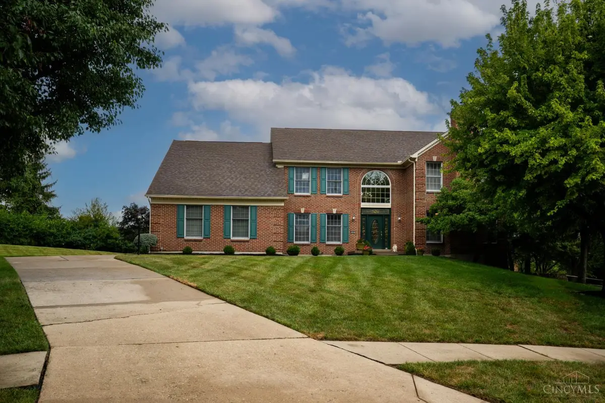 8481 Old Shaw Way, West Chester, OH 45069 - #1