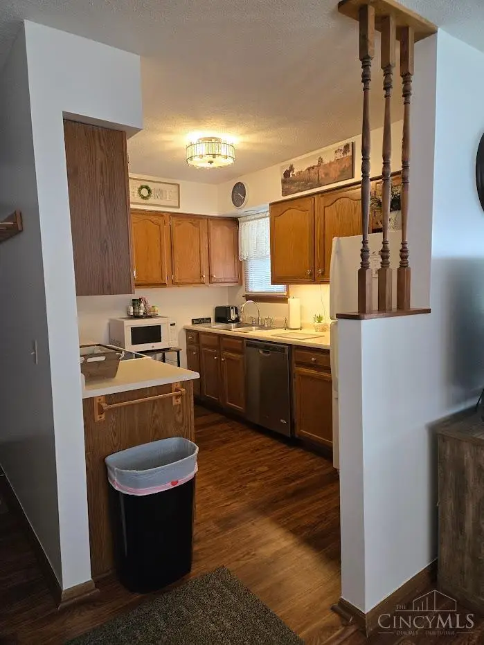 1145 Northview Drive #E, Hillsboro, OH 45133 - #3