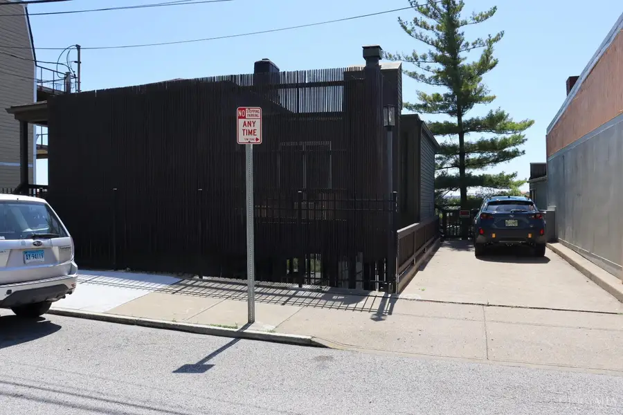 399 Oregon Street, Cincinnati, OH 45202 - #3